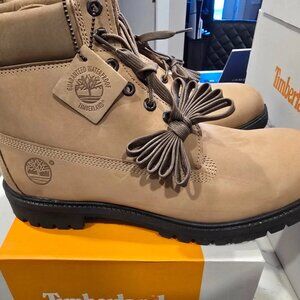Men's Timberland Premium 6 Waterproof BOOTS Beige Nubuck TB0A2P6W Size 11 NEW